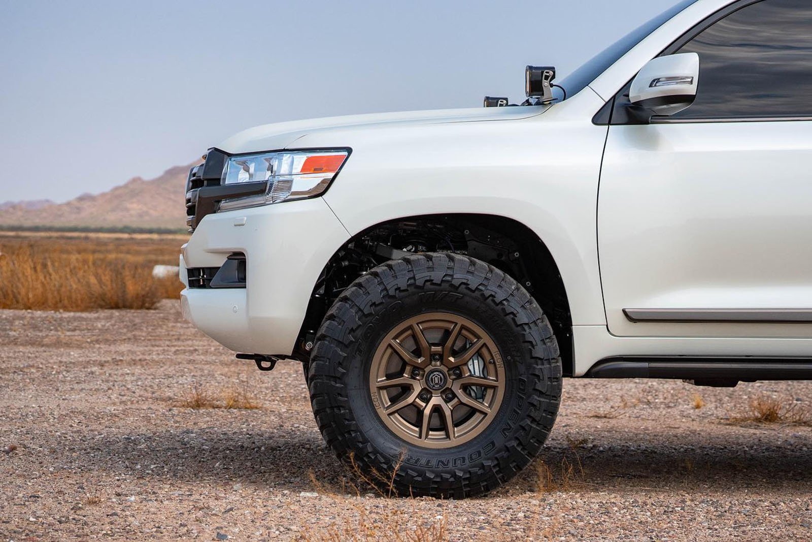 16-21 200 Series Toyota Land Cruiser SDHQ Built A-Pillar Light Mounts