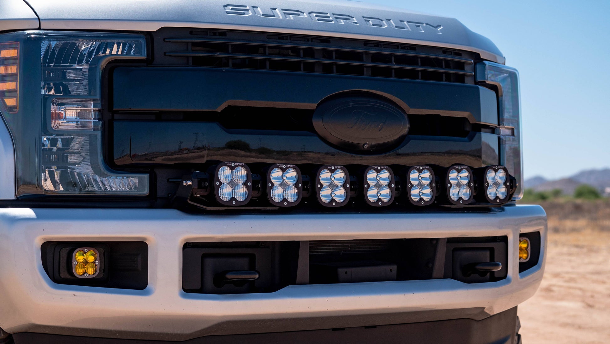 '17-19 Ford F250/350 7 XL Linkable LED Light Kit Lighting Baja Designs display on Vehicle 